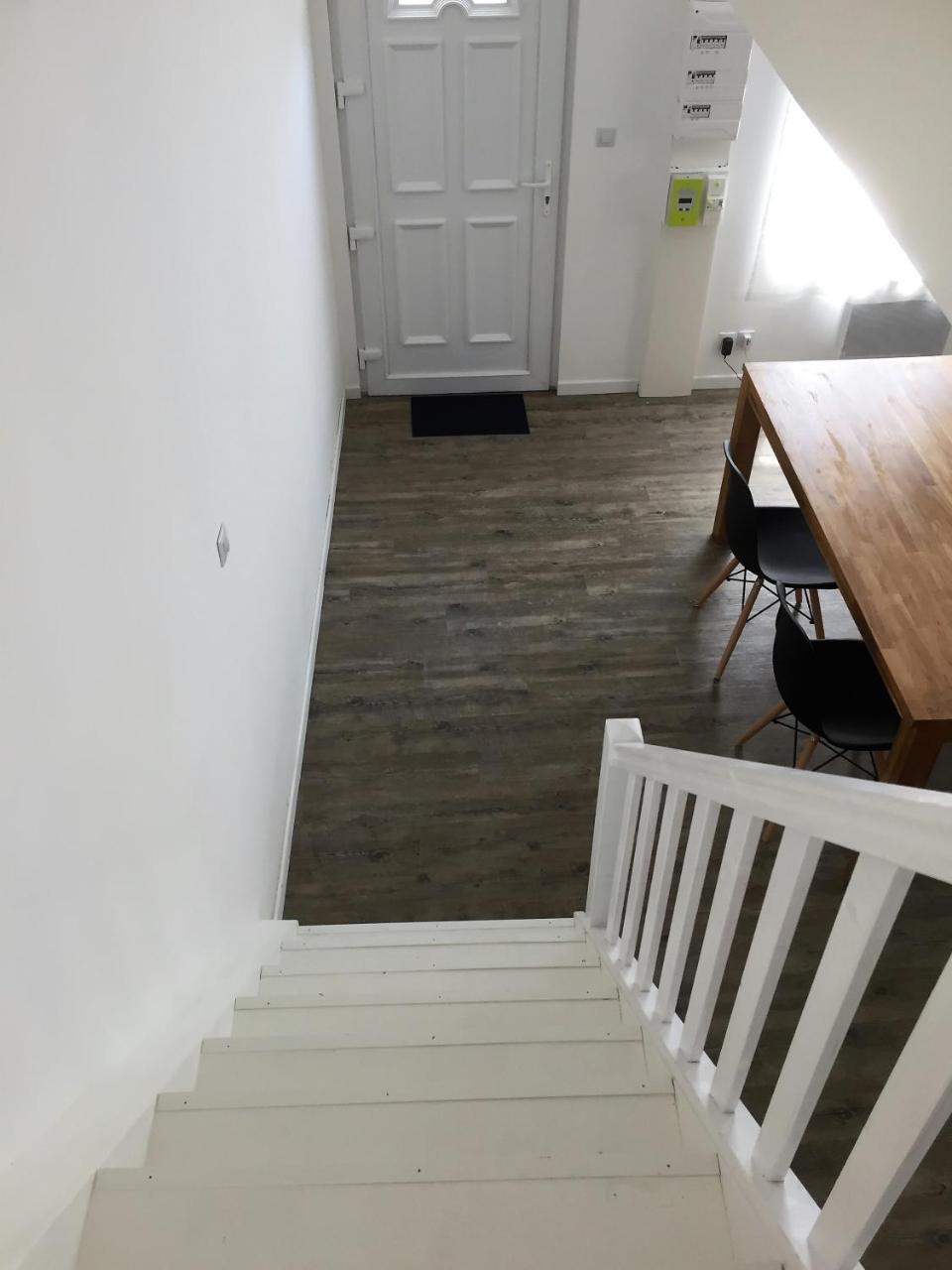 Landhaus Maison Entiere Au Pied Des Vignes Lussac (Gironde)